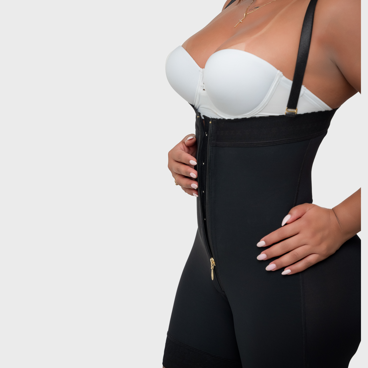 5. INVISIBLE MERMAID FAJA